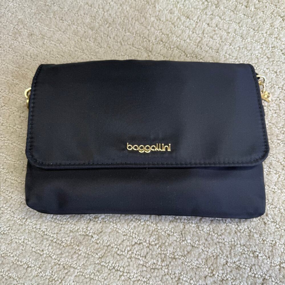 Baggalini Black Flap Crossbody with Gold Chain NWOT - Picture 8 of 11